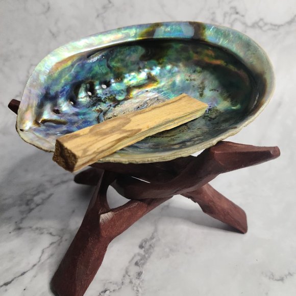 Palo Santo Cleansing Sticks - Picture 5 of 5